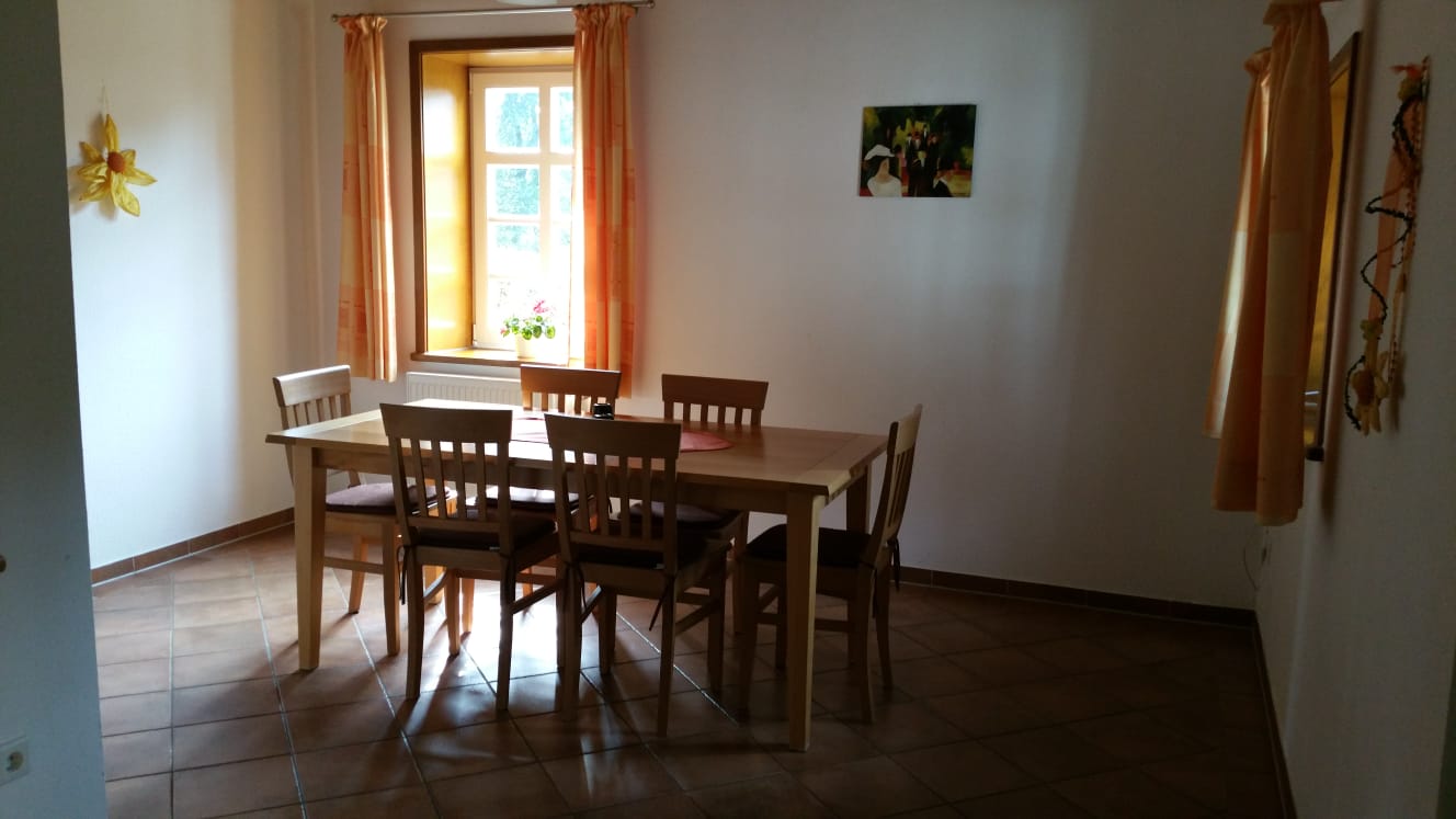 Wohnzimmer - Bild 6